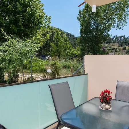 Apartment Laskaridis *