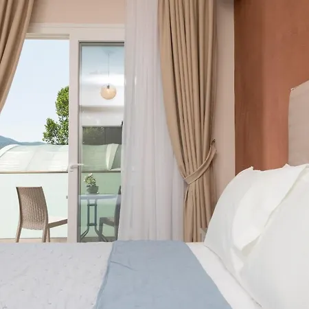 Laskaridis * Тасос